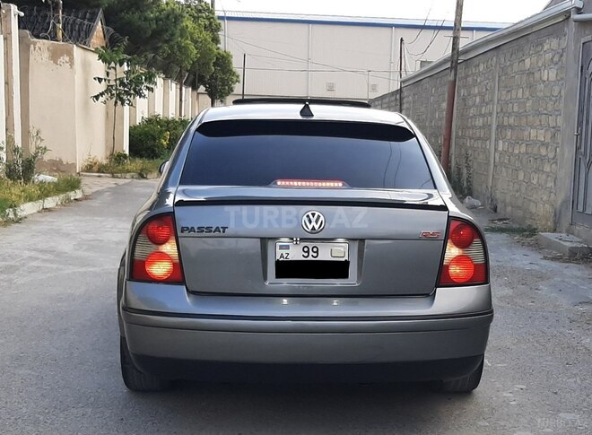 Volkswagen Passat-2