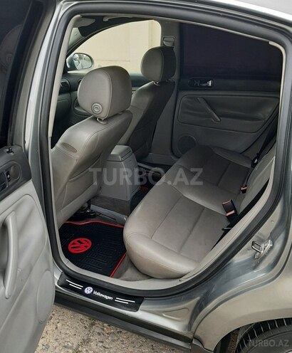 Volkswagen Passat-13