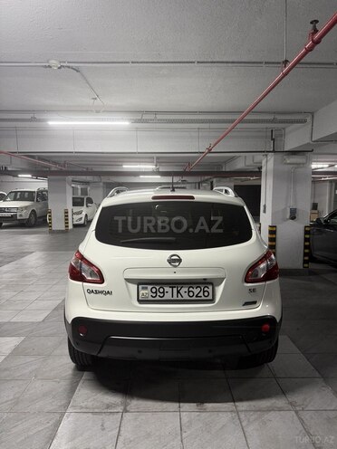 Nissan Qashqai-5