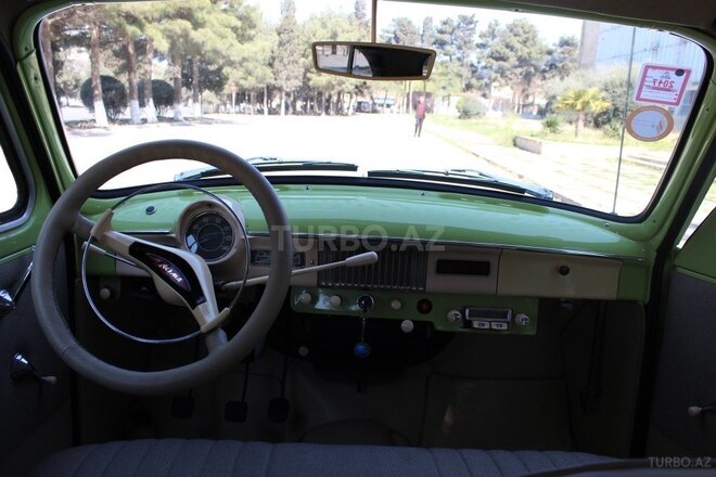 Moskvich 403-8