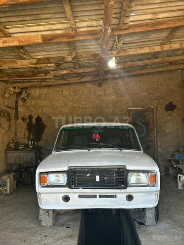 LADA (VAZ) 2107-5