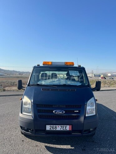 Ford Transit-1