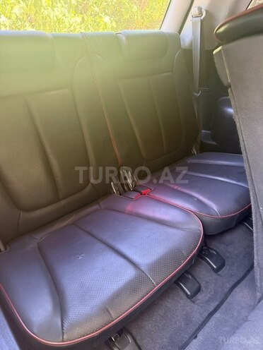 Hyundai Santa Fe-16
