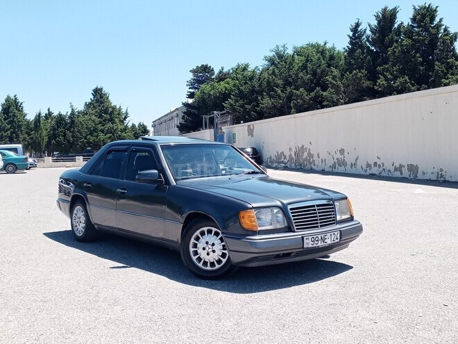 Mercedes E 200-5