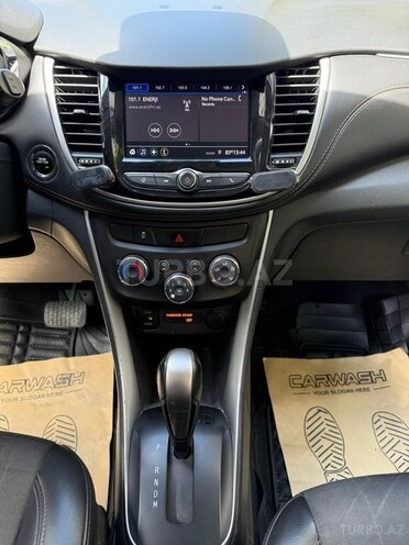 Chevrolet Trax-19