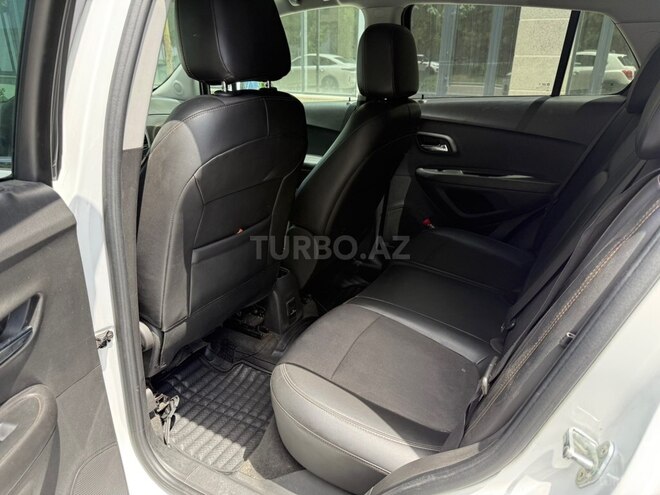 Chevrolet Trax-13
