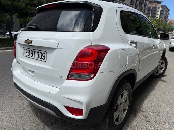 Chevrolet Trax-8