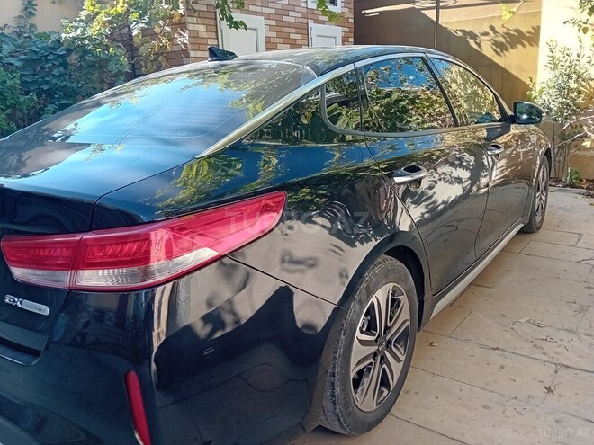 Kia Optima-3