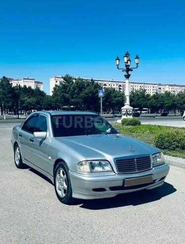 Mercedes C 240-1