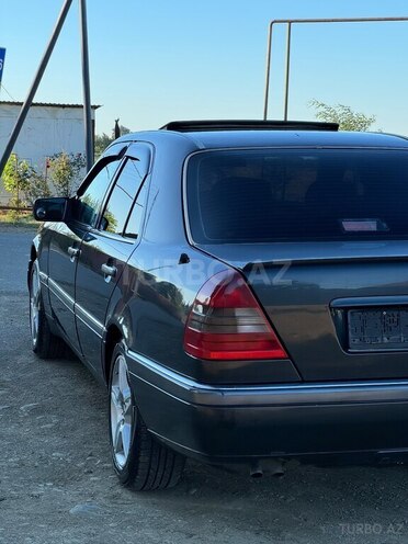 Mercedes C 220-3
