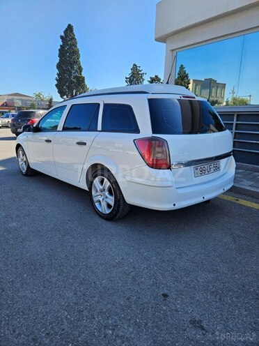 Opel Astra-2