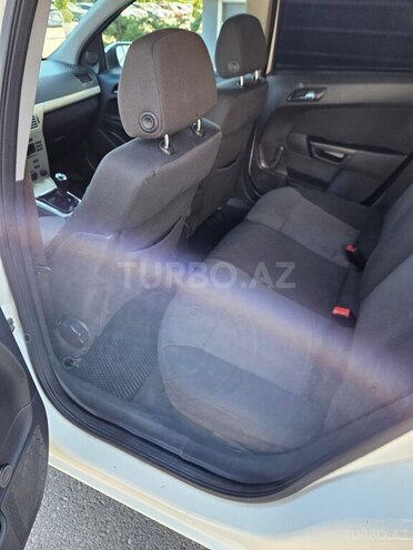 Opel Astra-7