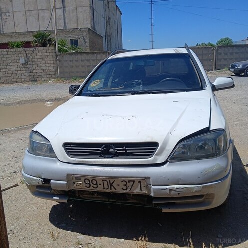 Opel Astra-1