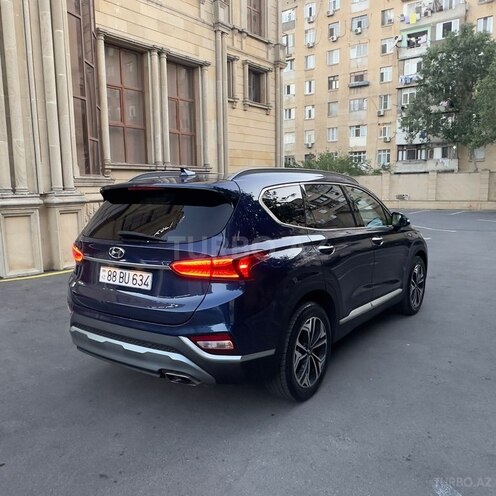 Hyundai Santa Fe-8