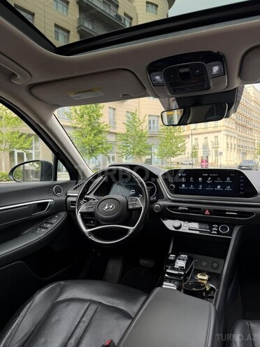 Hyundai Sonata-8