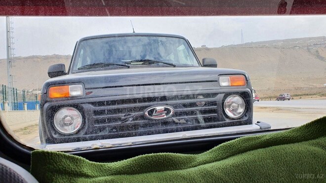LADA (VAZ) Niva-6