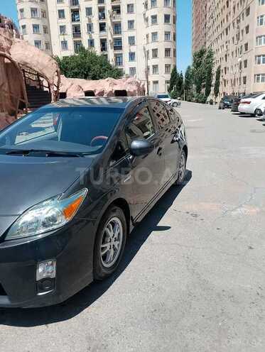 Toyota Prius-3