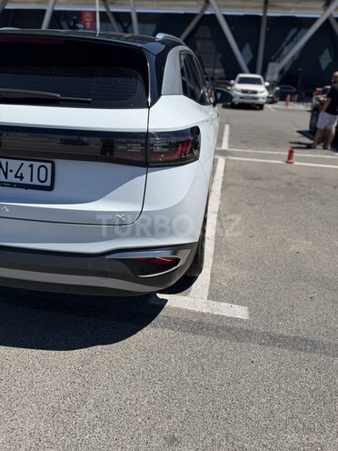 Volkswagen ID.4 Crozz-8