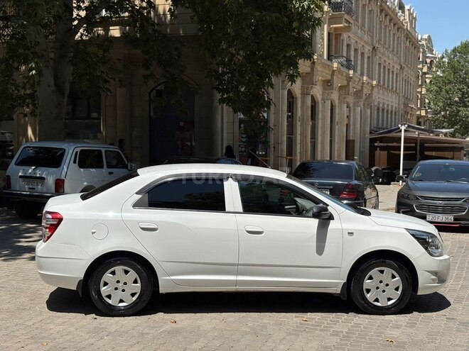 Chevrolet Cobalt-9