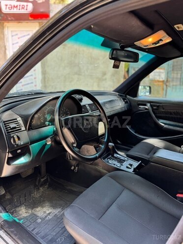 Mercedes C 230-9