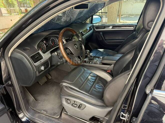 Volkswagen Touareg-5