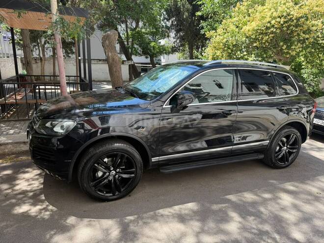 Volkswagen Touareg-2