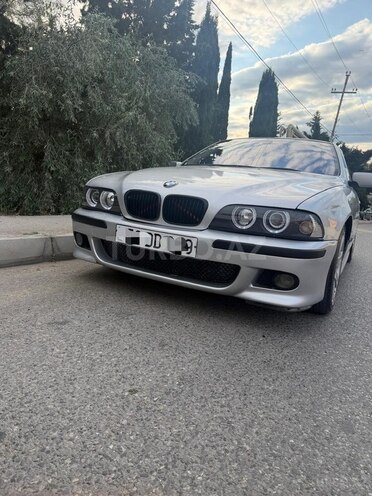 BMW 523-2