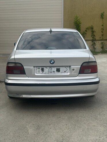 BMW 523-5