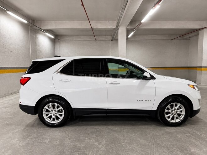 Chevrolet Equinox-4