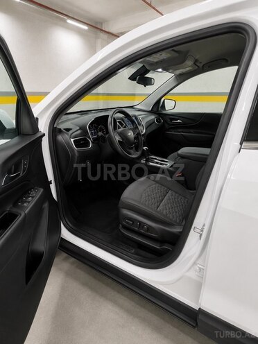 Chevrolet Equinox-2