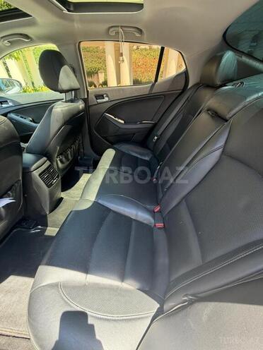 Kia Optima-11