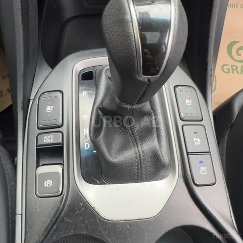 Hyundai Santa Fe-17