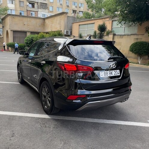 Hyundai Santa Fe-6