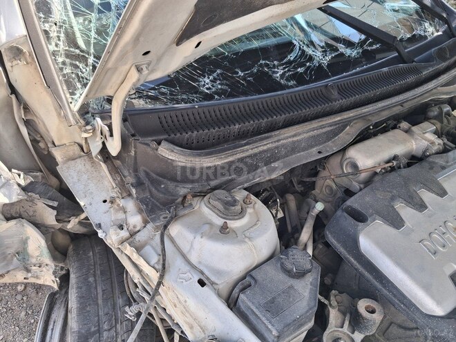 Hyundai Accent-8