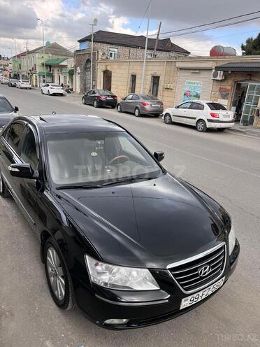 Hyundai Sonata-11