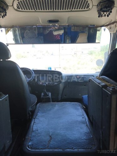 Hyundai County-6