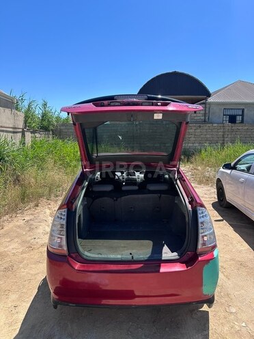 Toyota Prius-8