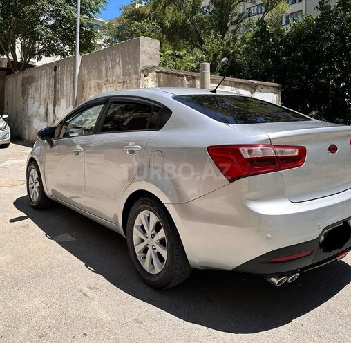 Kia Rio-4