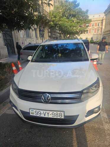 Volkswagen Tiguan-1