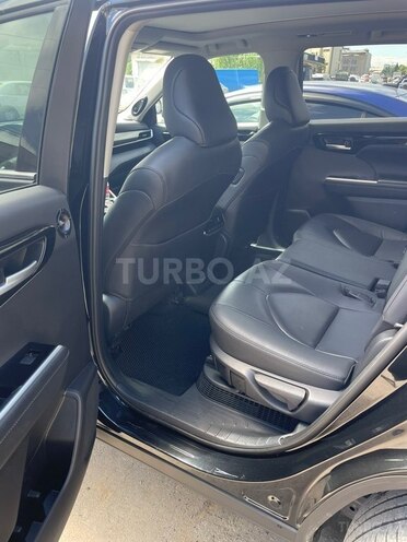 Toyota Highlander-6