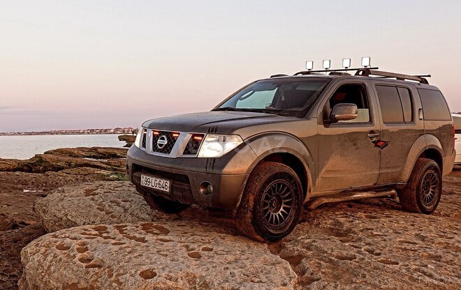 Nissan Pathfinder-6