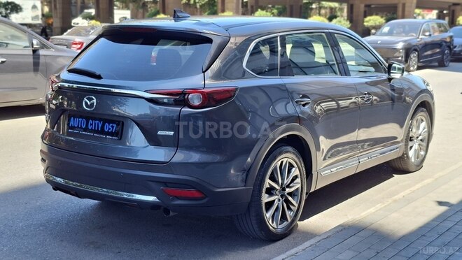 Mazda CX-9-12