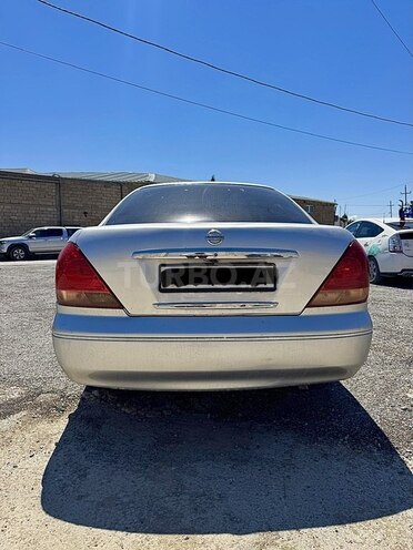 Nissan Sunny-2