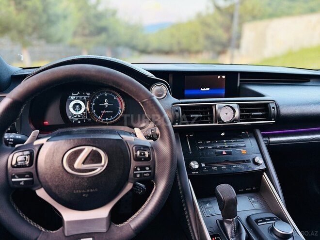 Lexus IS 300-19