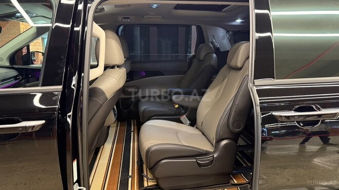 Kia Carnival 2024, 27,900 km - 1.6 л - Bakı