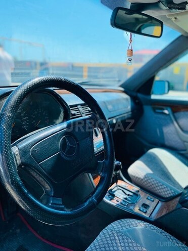 Mercedes C 200-7