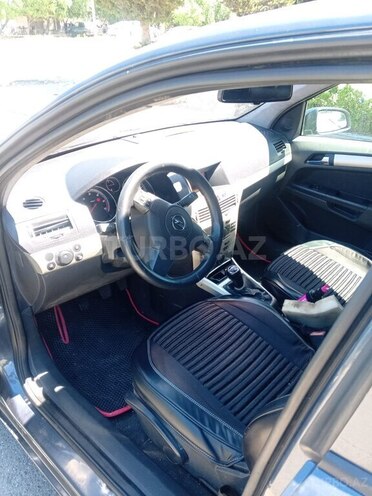 Opel Astra-2