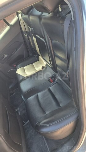 Chevrolet Cruze-4