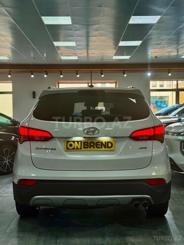 Hyundai Santa Fe-2
