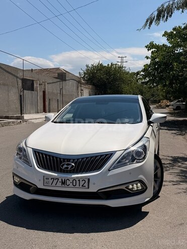 Hyundai Grandeur-1